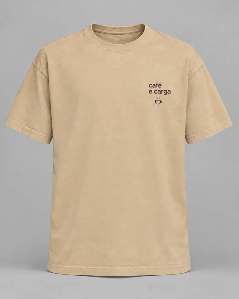 Proposta da camiseta Café e carga, areia