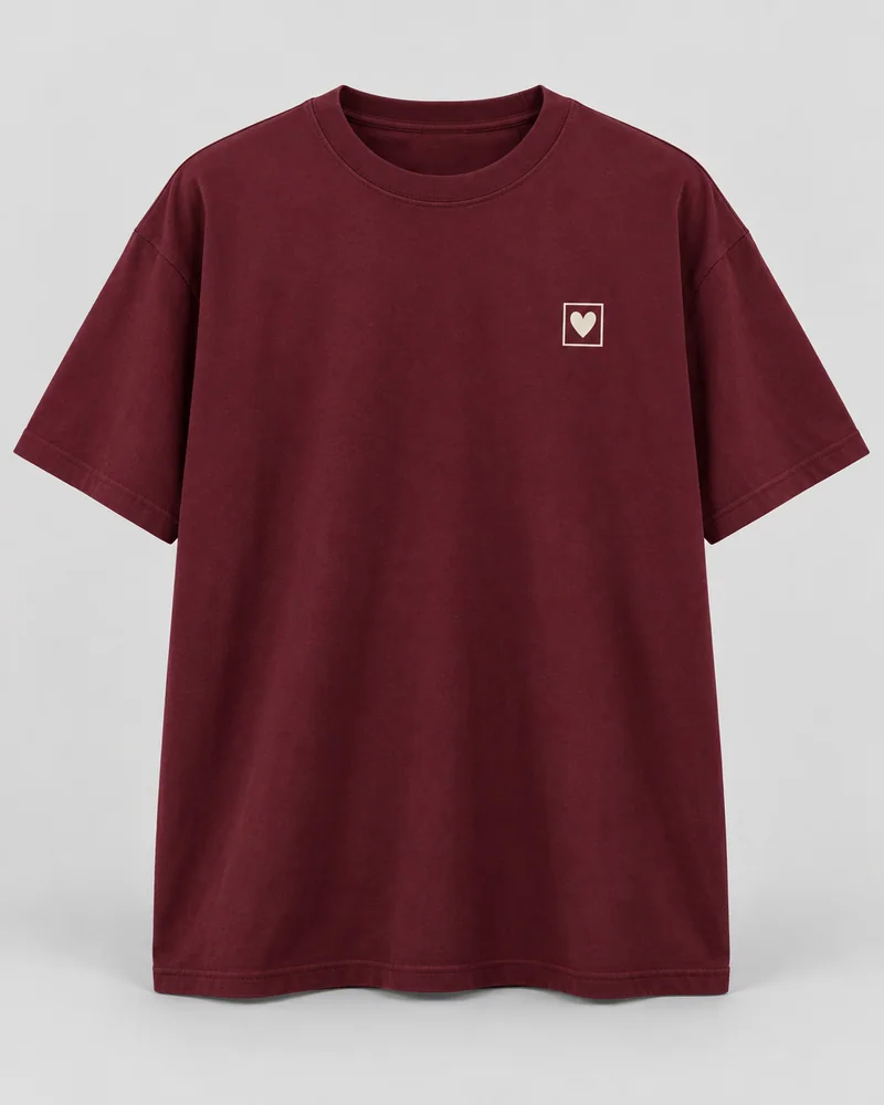 Proposta da camiseta Amor em 35 mm, vinho